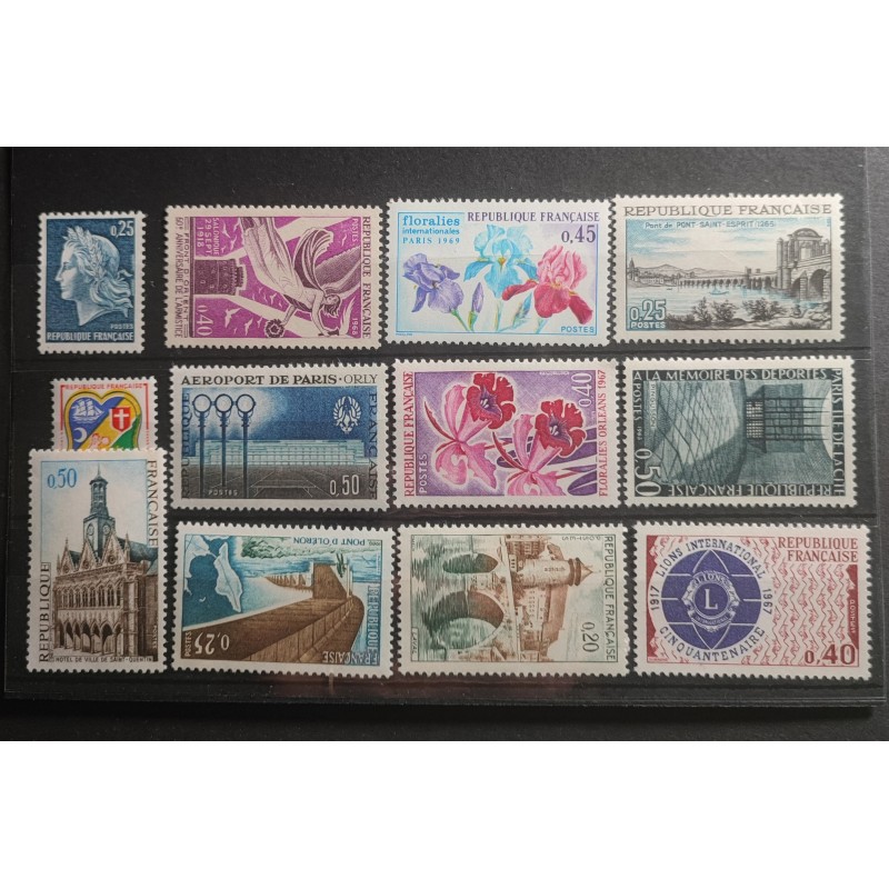 FRANCE LOT TIMBRES ANNEES '60 neufs** LUXE MNH STAMPS J031