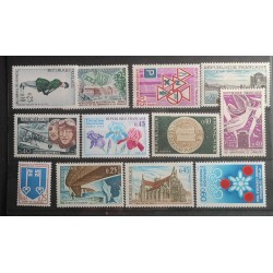 FRANCE LOT TIMBRES ANNEES...