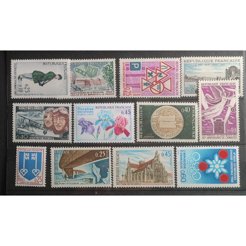 FRANCE LOT TIMBRES ANNEES '60 neufs** LUXE MNH STAMPS J034