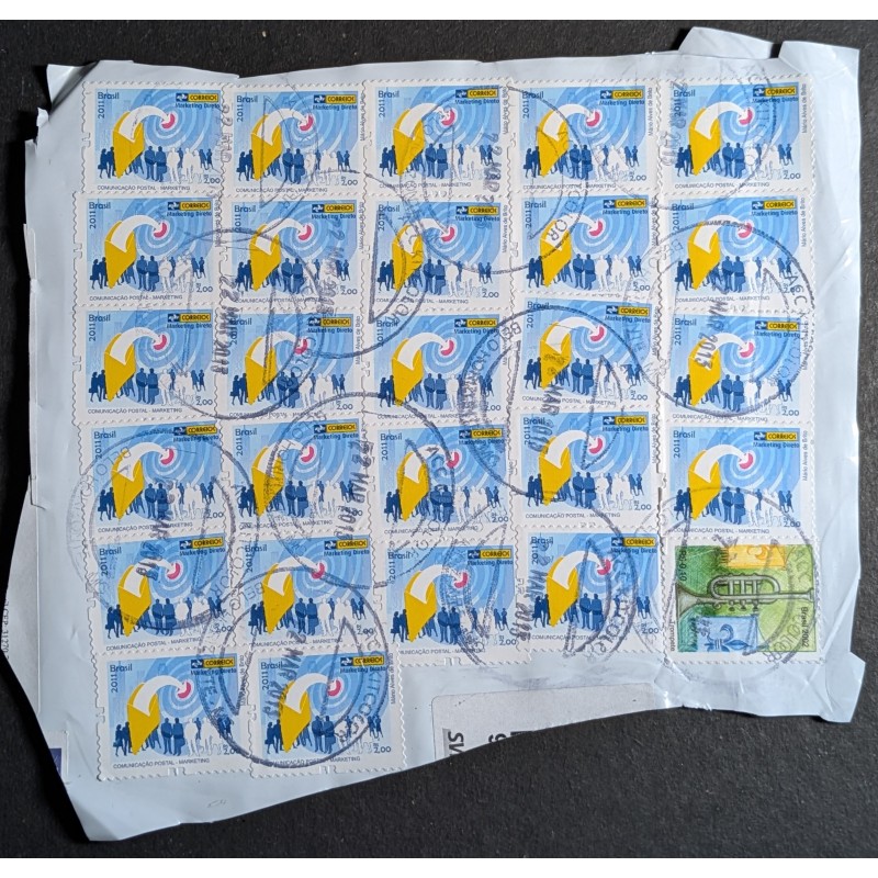 BRESIL 2011 LOT 27 TIMBRES OBLITERES SUR FRAGMENT MARKETING DIRETO