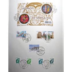 DOCUMENT TIMBRES ET BLOCS 2011 EMISSIONS 1° JOUR SOUVENIR PHILATELIQUE TB